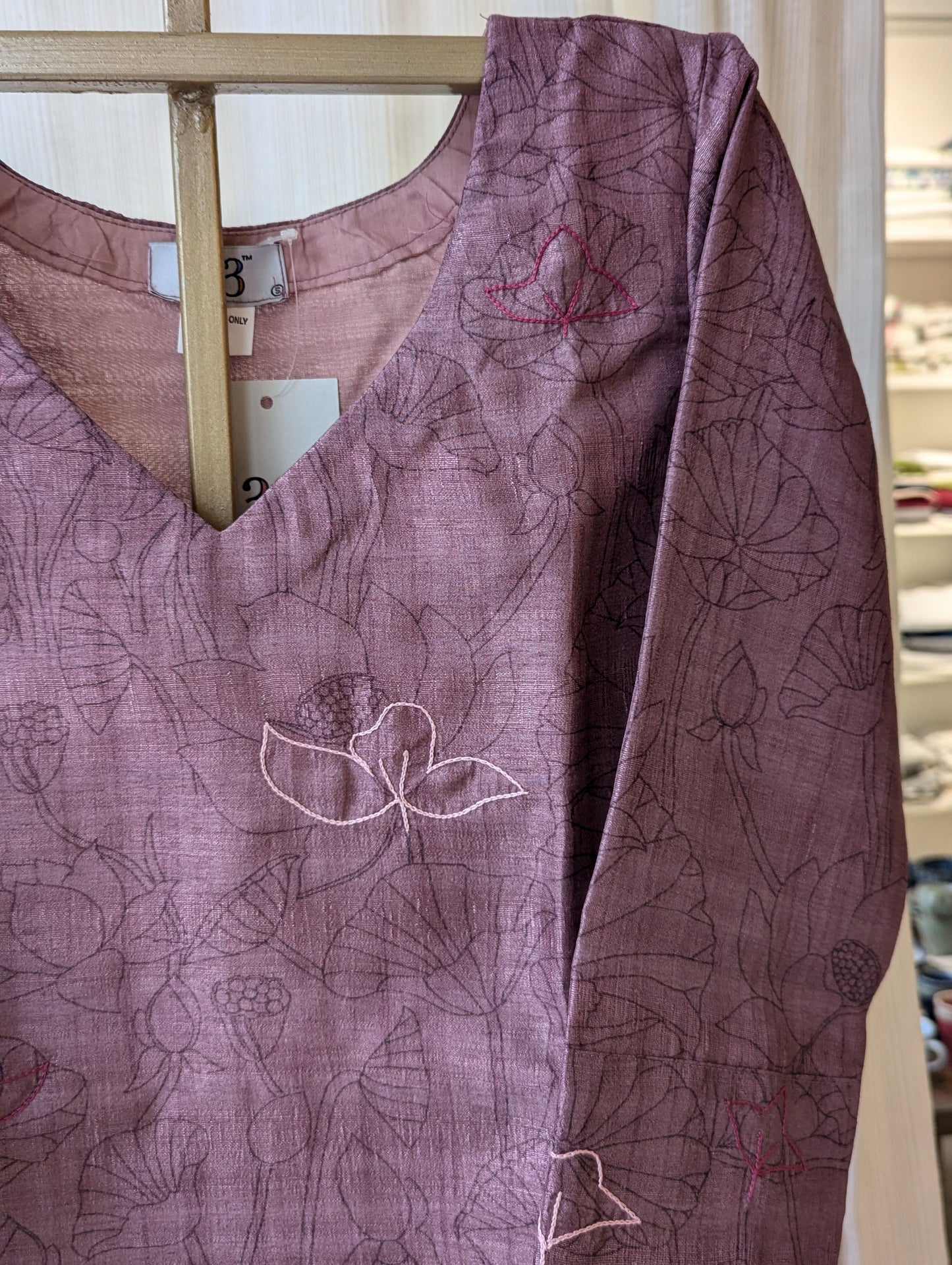 Semi Tussar Kurti