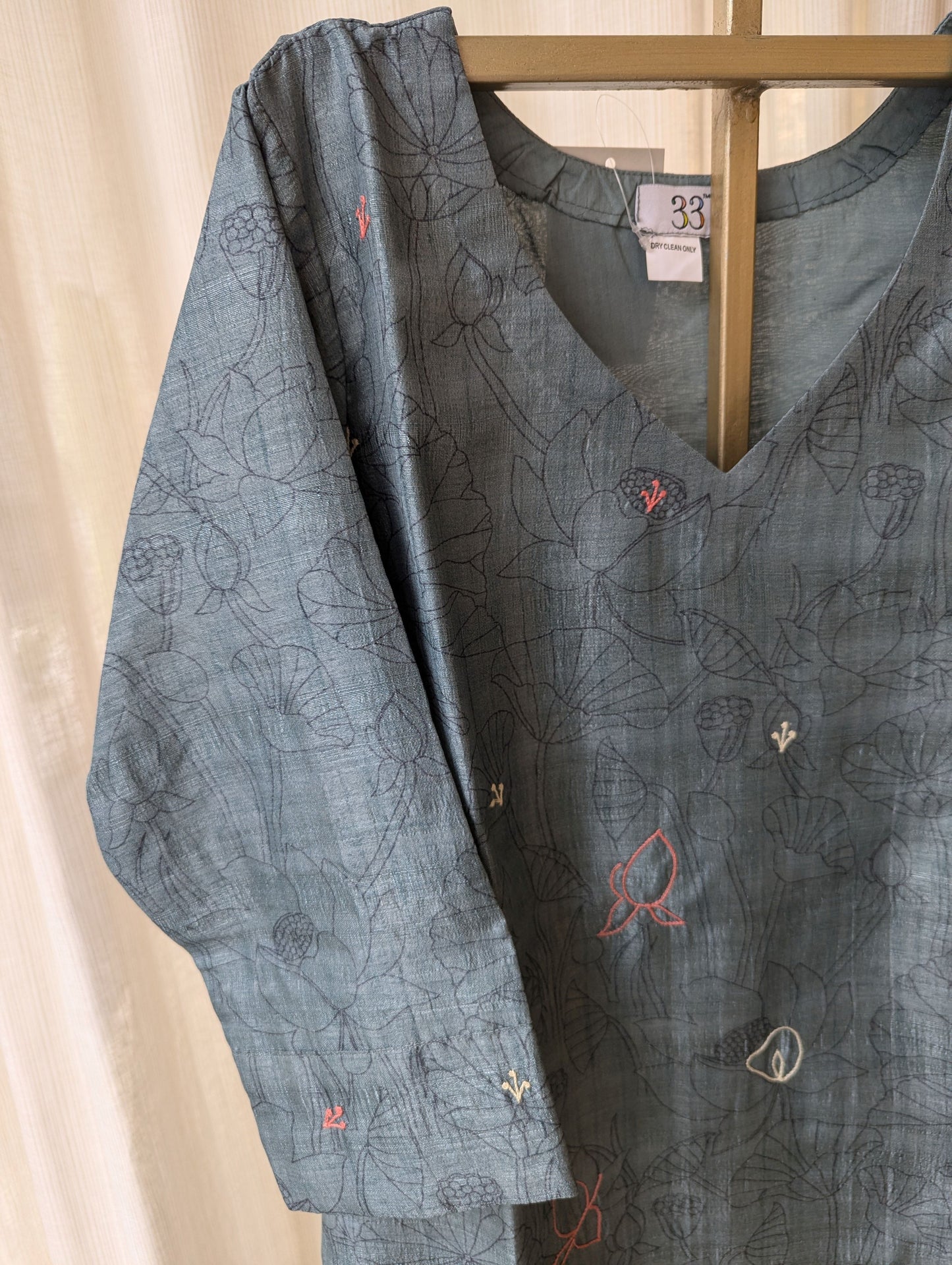 Semi Tussar Kurti