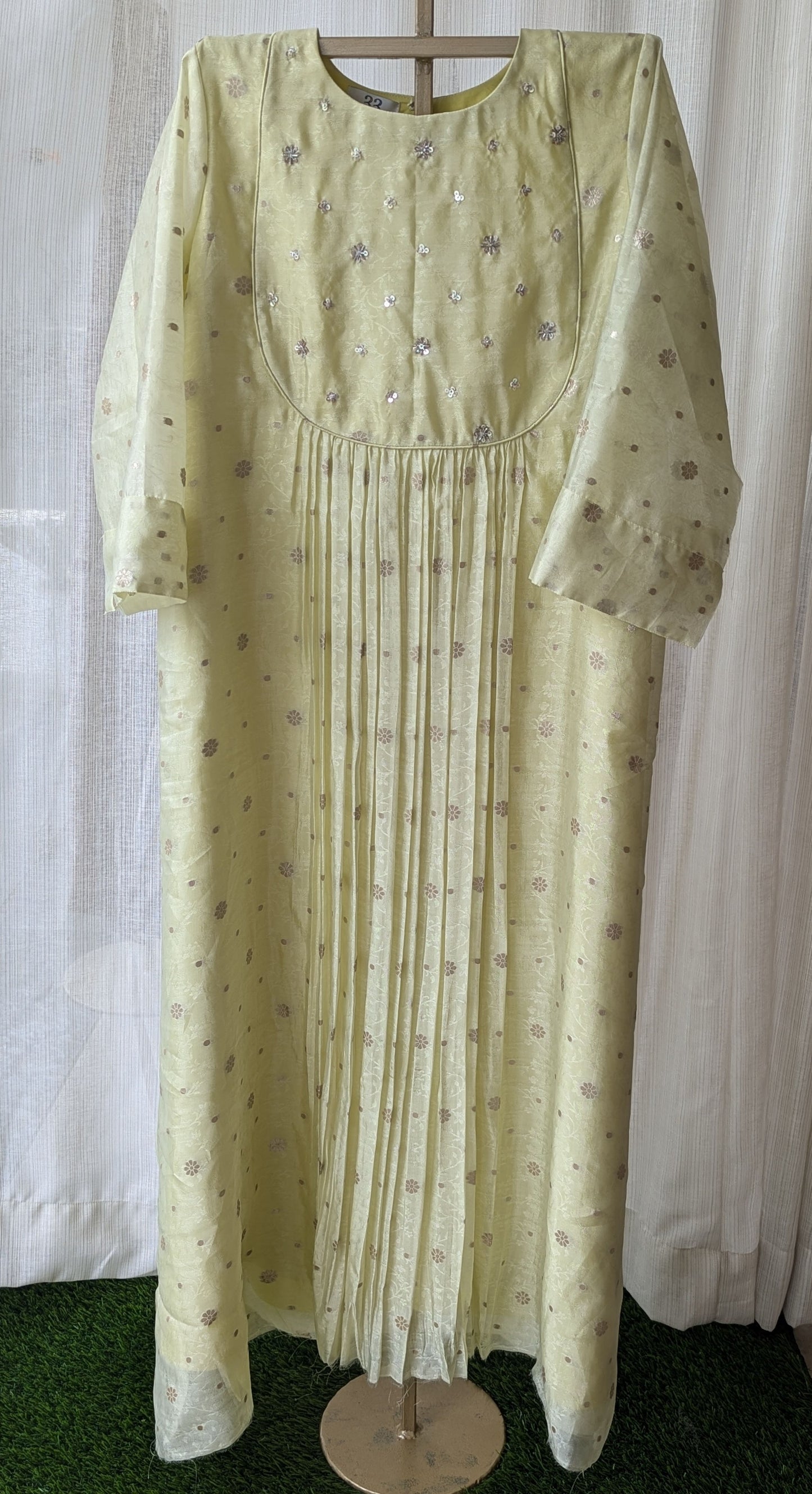 German Tissue Butta Highlights Semi Party Wear Lemon green Top