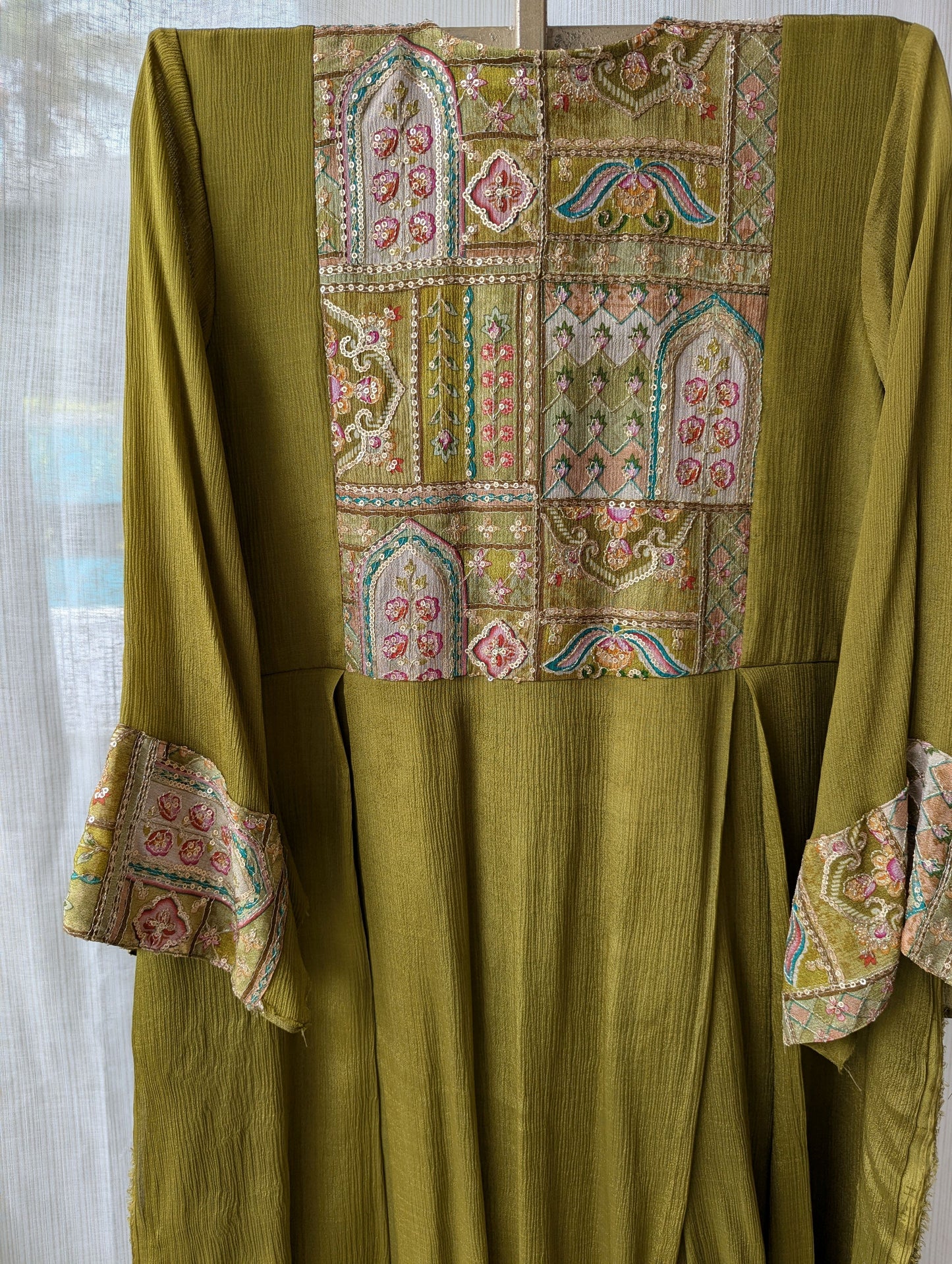 Green chinon semi partywear top