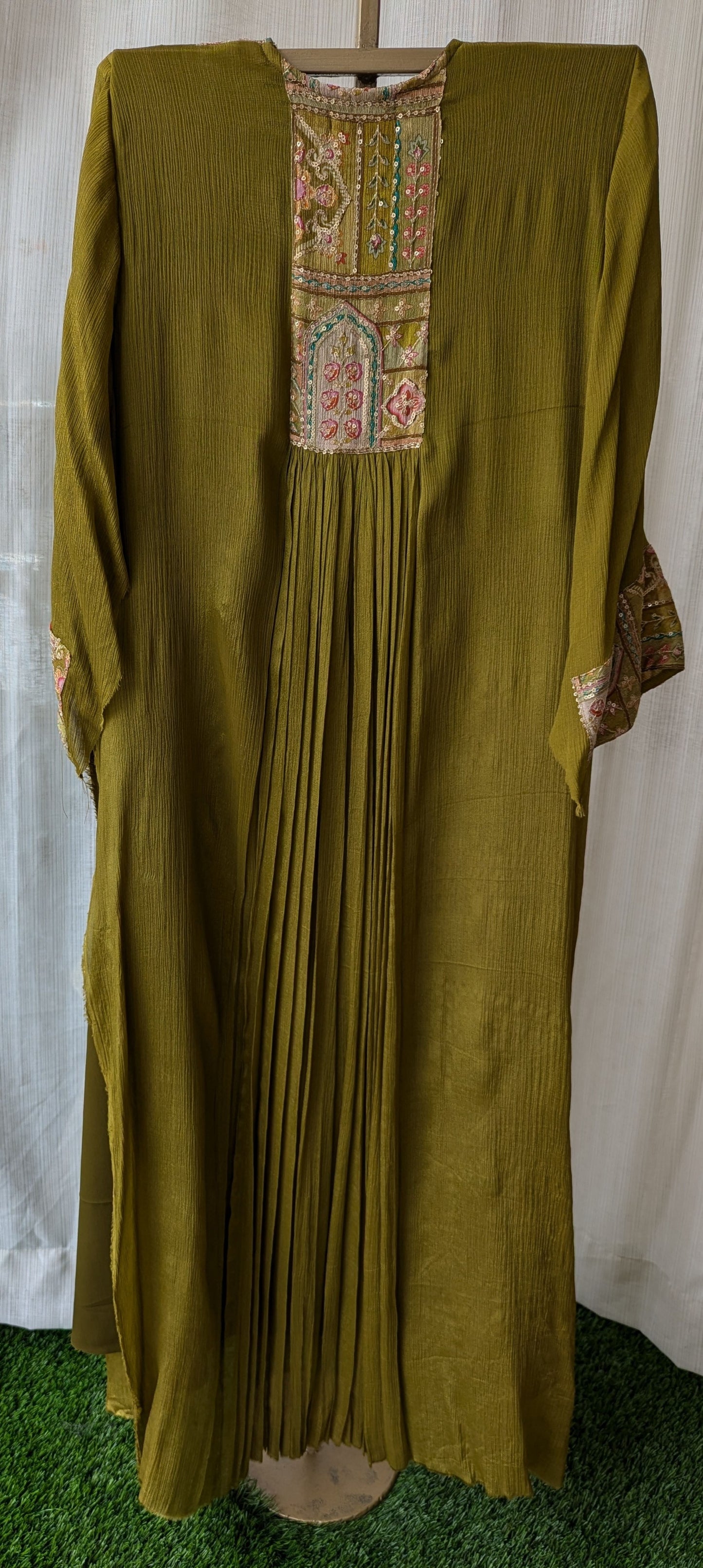 Green chinon semi partywear top