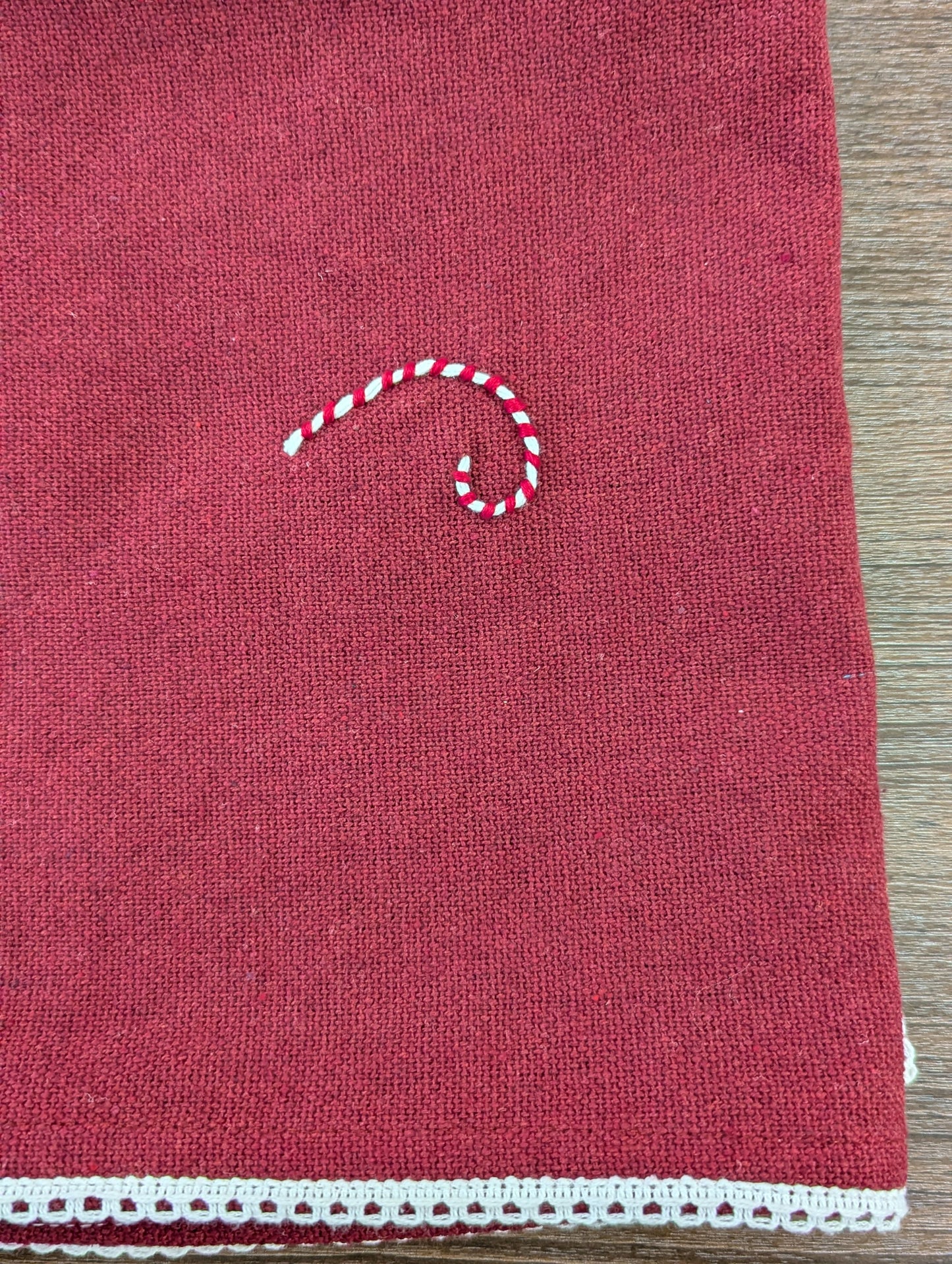 Embroidery Table Runner 4Seater