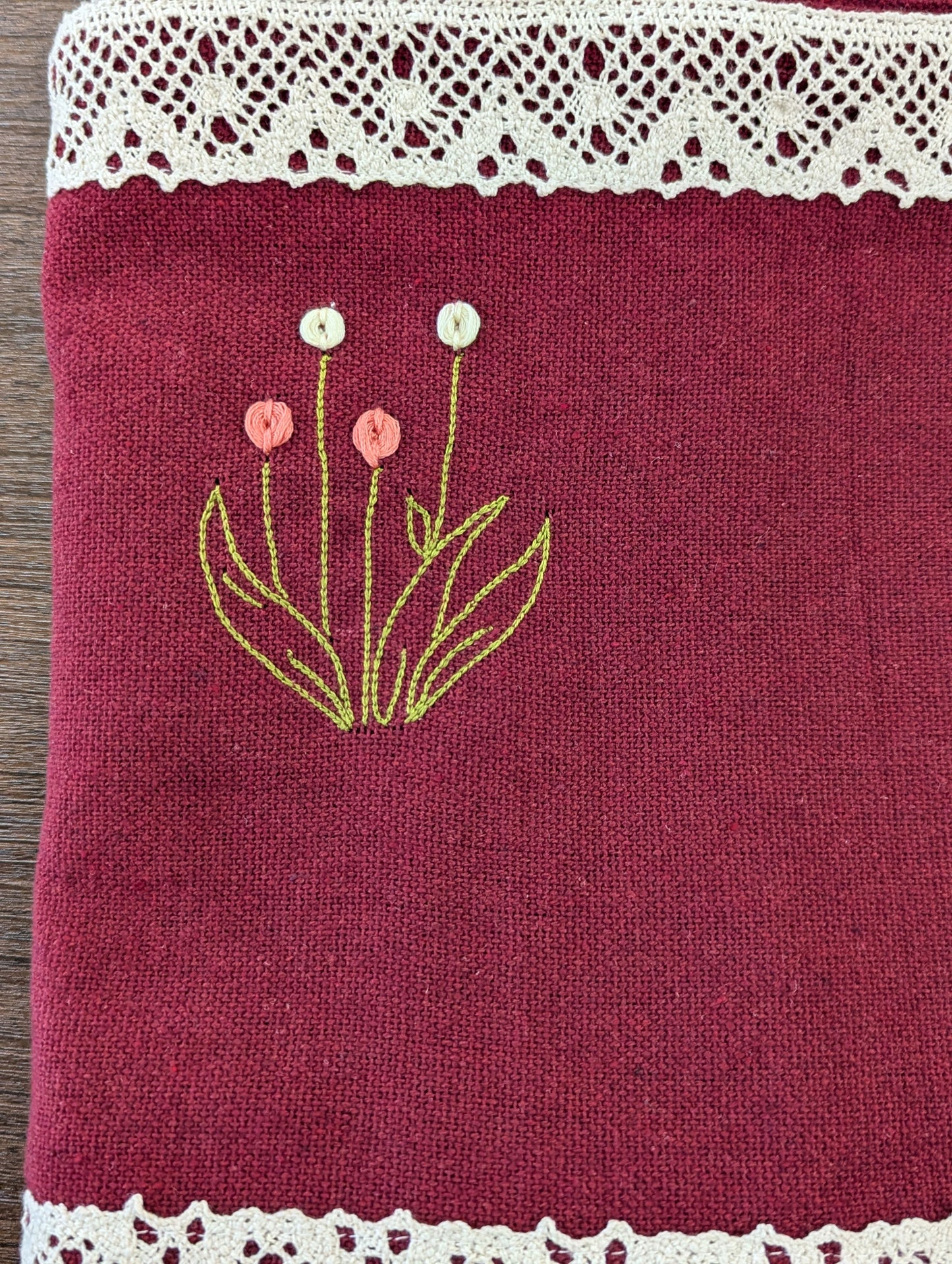 Embroider Table Runner 6 seater