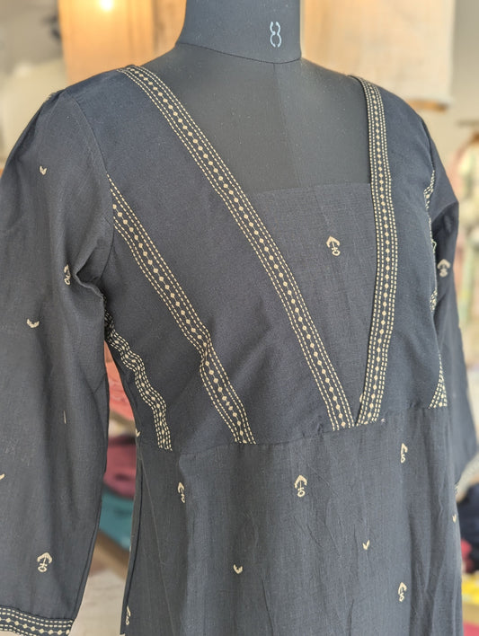 Black Hloom Aline Dress