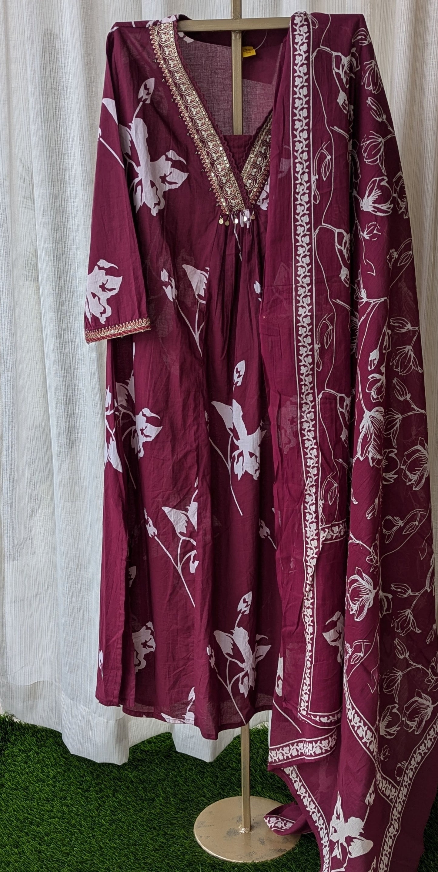 Dark Maroon Three Pieces Set